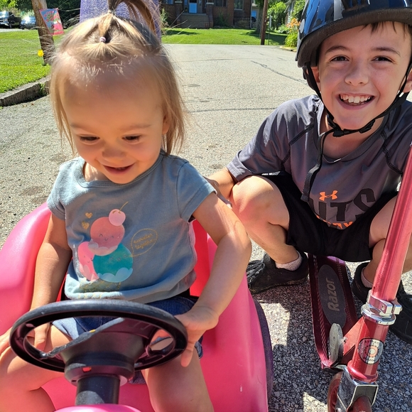 Hey im Chelsea 💀🌼 - Picture 8 of 12